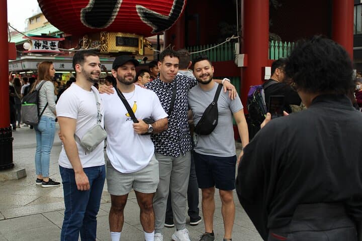 Tokyo: Asakusa Walking Tour & Comedy Night — photo 4