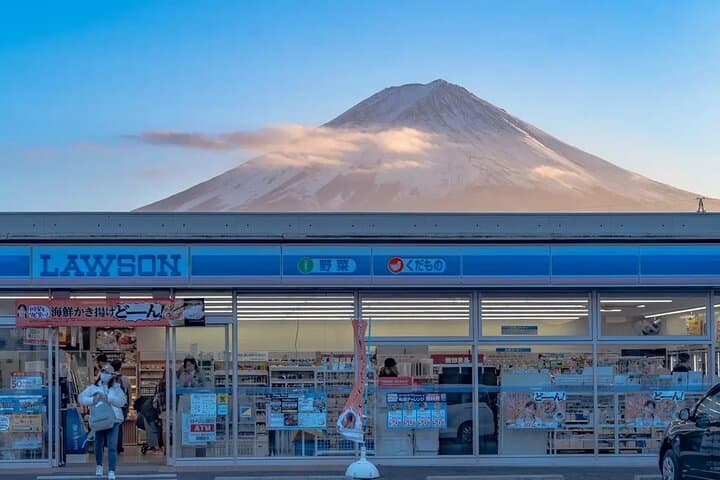 Instagram Mt. Fuji Spots & Kawaguchiko's Four Seasons Flower Tour — photo 8