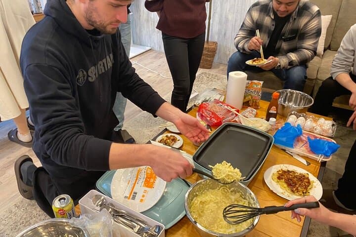 Osaka Okonomiyaki Cooking Class "Learn here and make it at home" — photo 18