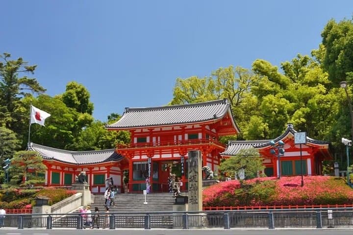Exploring Six Scenic Spots with Sushi — photo 1