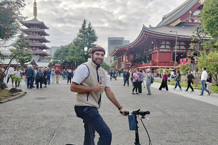 2.5 Hour-Guided Cycle Tour in the Central Tokyo — photo 13
