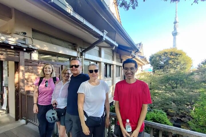 2.5 Hour-Guided Cycle Tour in the Central Tokyo — photo 16