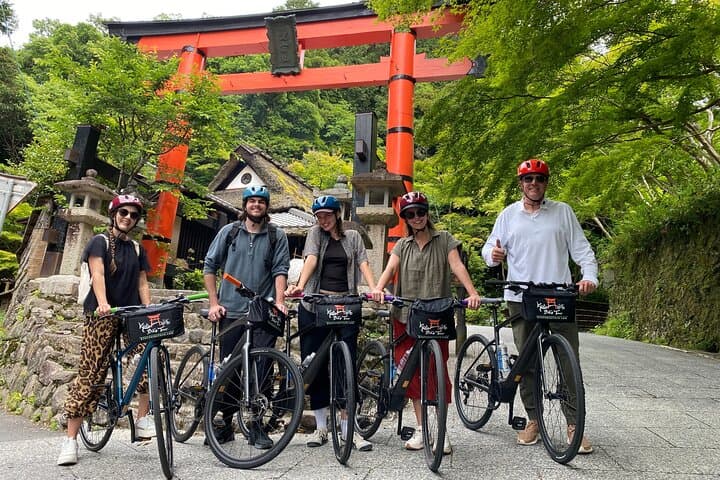 Arashiyama Bamboo Forest & Hidden Gems Bike Tour (Early Bird) — photo 2