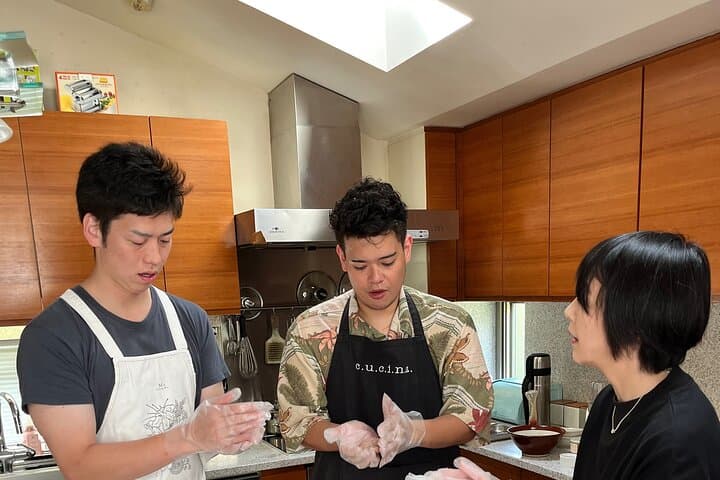 Private Japanese Cooking Class in Tokyo-Sushi, Tofu or Curry — photo 10