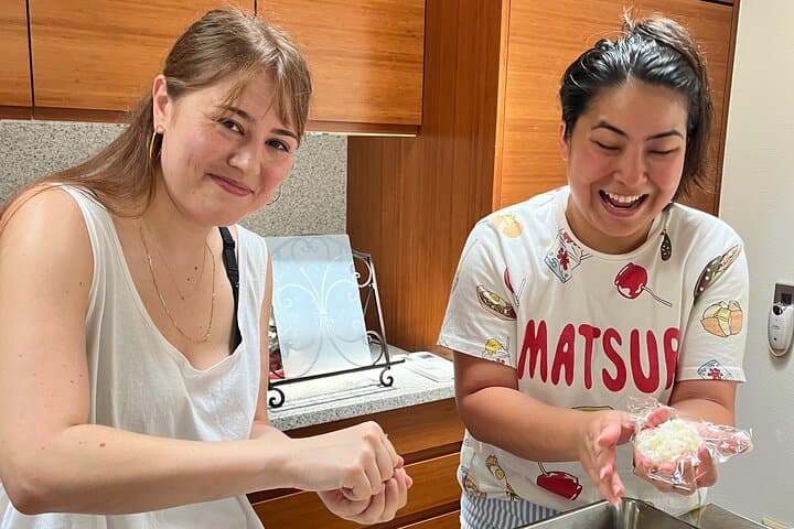 Private Japanese Cooking Class in Tokyo-Sushi, Tofu or Curry — photo 9