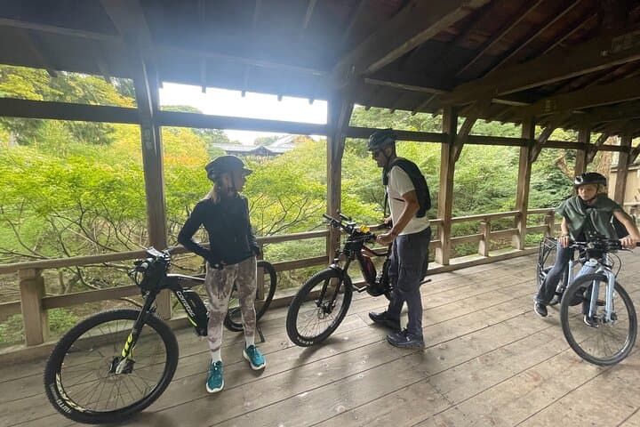 Kyoto Gion & Fushimi E-Bike Tour with Hotel Transfer — photo 5