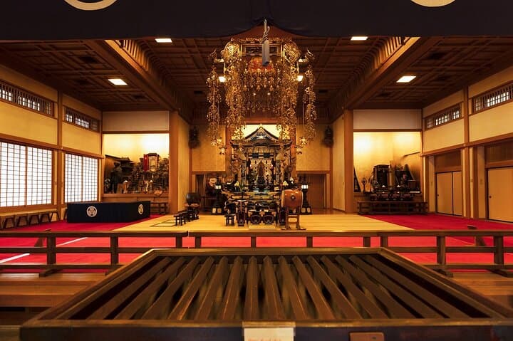 Zojo-ji Temple Walking Tour in Tokyo — photo 1