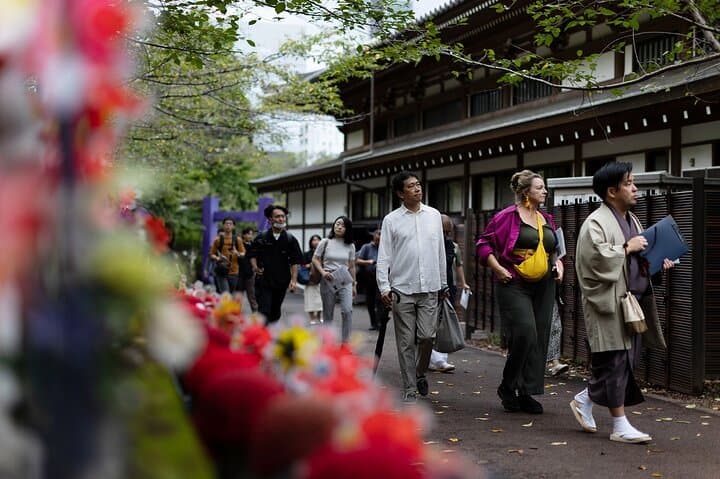 Zojo-ji Temple Walking Tour in Tokyo — photo 3