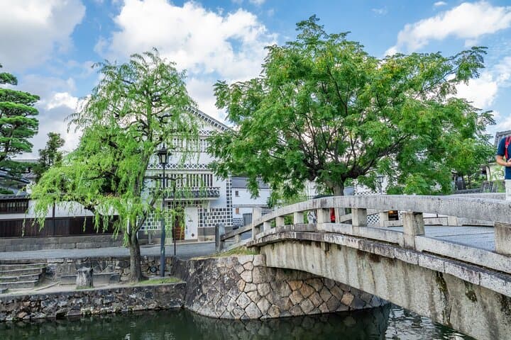 4-Hour Kurashiki Cycling Tour: Igusa, Temple & Bikan Quarter — photo 9