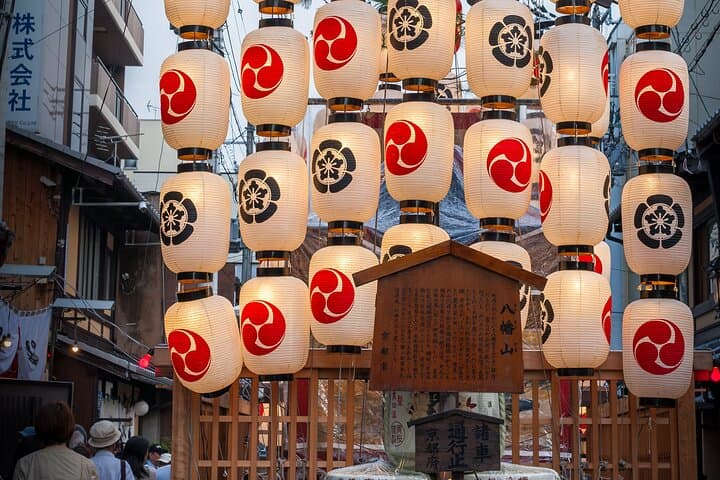 Self-Guided Tour of Tokyo's Hidden Alleys — photo 11