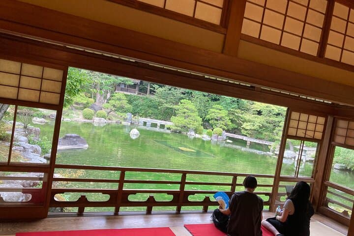 Fukuoka City Walking and Public Transport Tour — photo 6