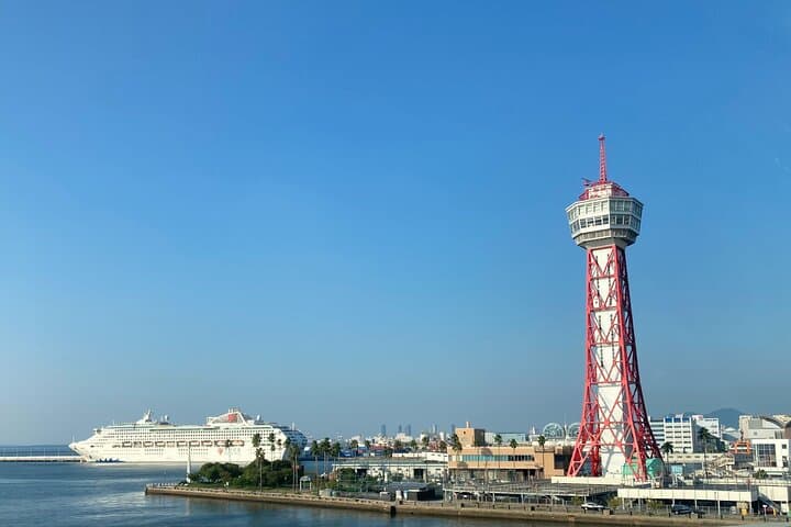 Fukuoka City Walking and Public Transport Tour — photo 7