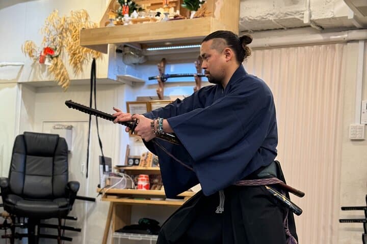 Samurai Training with Modern day Musashi in Kyoto — photo 3