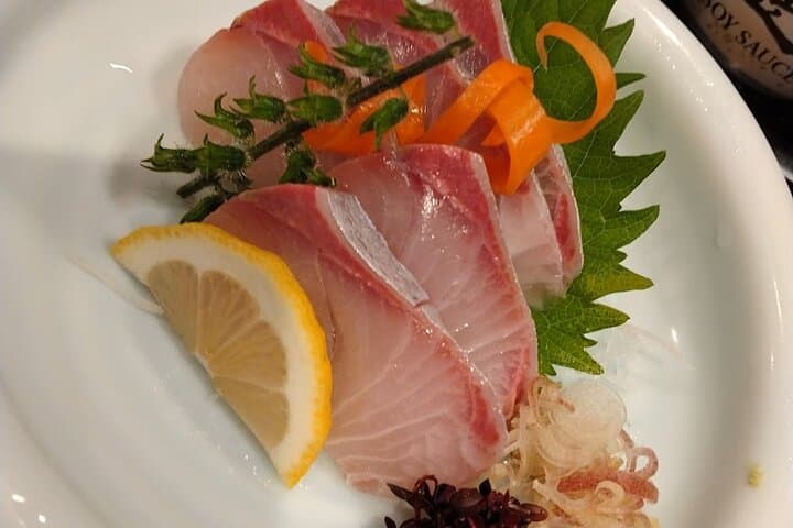 Izakaya Hopping Night Tour in nostalgic area — photo 18