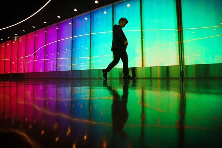 Neon Dreams: A Blade Runner Photo Workshop with Laurence Bouchard — photo 8