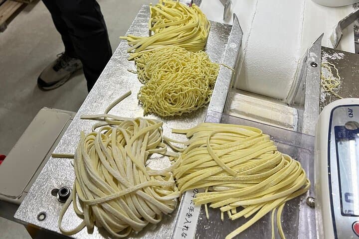 Yokohama Ramen Adventure near Tokyo: From Factory to Home Cooking — photo 6