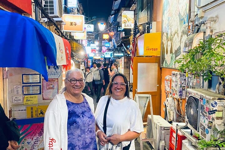 [Private]Shinjuku Golden Gai Bar Hopping w/ Japanese Local Guide — photo 12