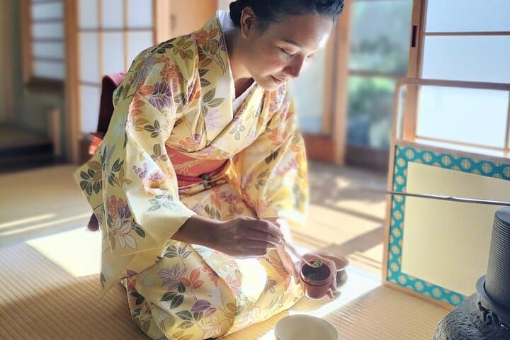 The Art of Mindful Living: Tea Ceremony in Kyoto — photo 2