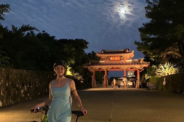 Afternoon Okinawa Local E-bike Tour with Views【Free cancellation】
