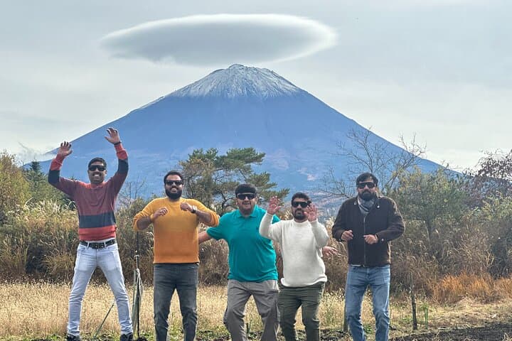 Private 1 Day Round Trip Tour from Tokyo to Mount Fuji — photo 3