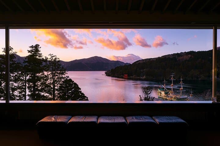 Mt Fuji Kawaguchi/Hakone/Yokohama Tokyo customize private car — photo 14