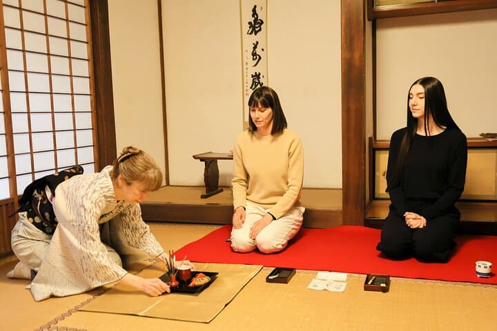 Kyoto Incense Experience at the Imperial Household temple — photo 2