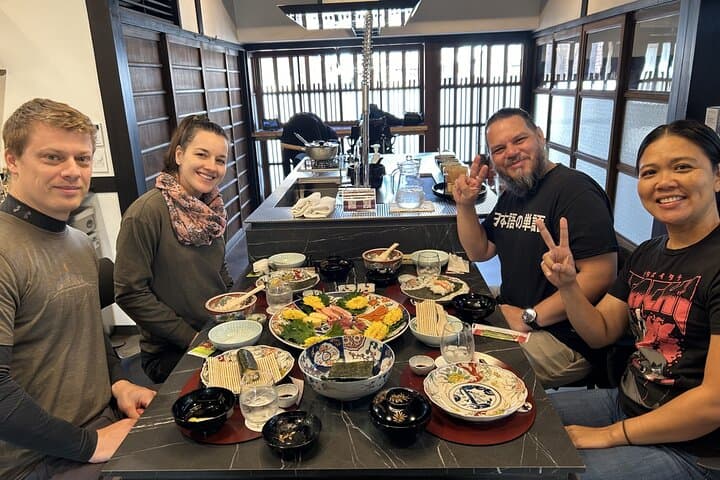 Making Hand Rolled Sushi with the Okami — photo 10