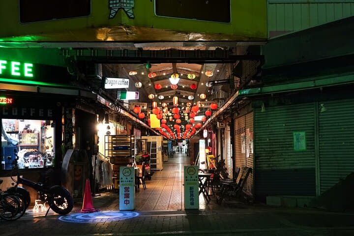 Osaka Dark Side Night Walking Tour in Shinsekai — photo 10