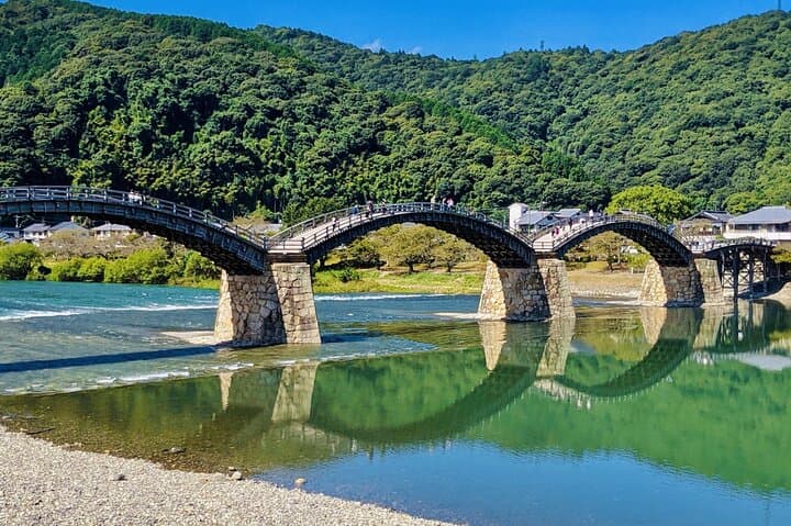 Kintaikyo Bridge, Castle Town and Seal Carving Iwakuni Day Tour — photo 7
