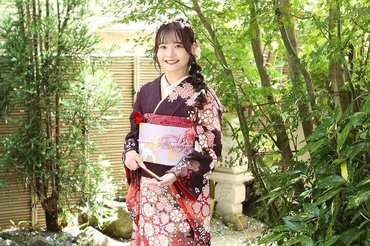 Authentic Japanese Kimono Experience in a Private Studio