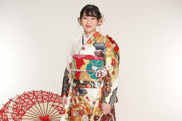 Authentic Japanese Kimono Experience in a Private Studio — photo 8