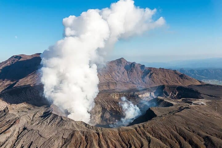 Kyushu Aso Volcano Kusasenri Kurokawa Onsen Day Tour from Fukuoka — photo 11