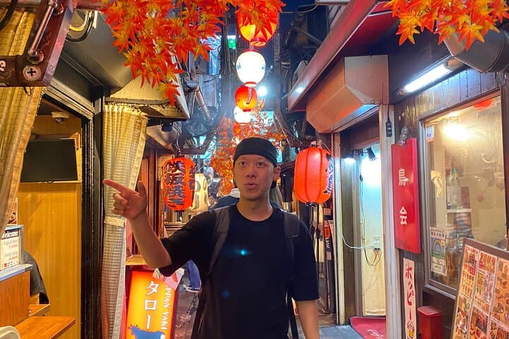 [Private]Shinjuku Golden Gai Bar Hopping w/ Japanese Local Guide — photo 2