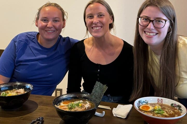 Cozy Tokyo Class: Ramen, Sushi, Sake Pairing & Cultural Exchange — photo 20