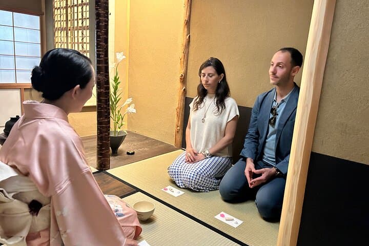 Kyoto Private Tea Ceremony with Tea Master at Home — photo 14