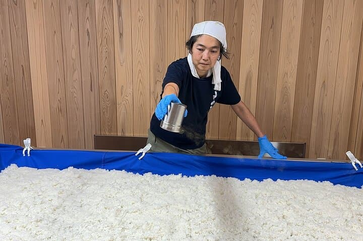 Sake Brewery Private Tour in Nagano — photo 4