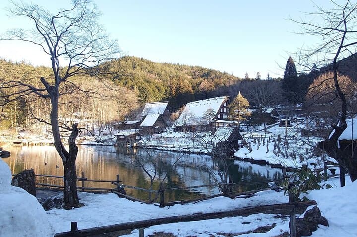 One Way Bus Kyoto to Takayama via Shirakawa-go — photo 10