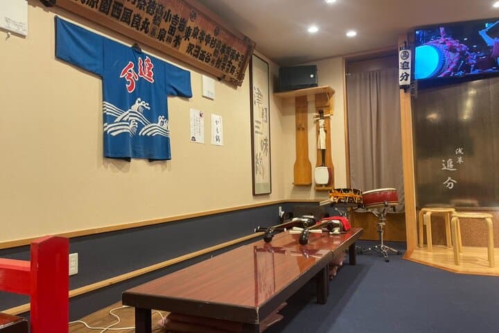 Tokyo: Live Shamisen guitar and Izakaya Experience — photo 4