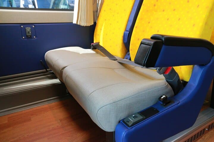 One way Bus from Tokyo to Hirayu via Oshino Hakkai — photo 6