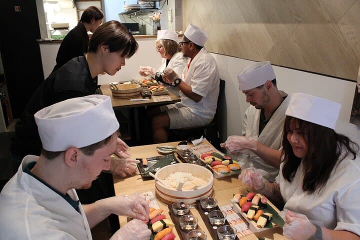 Osaka Sushi Making Experience — photo 19