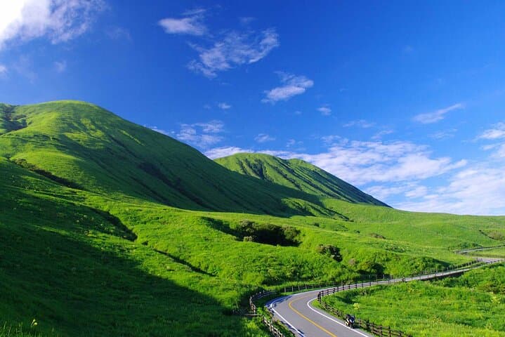 E-Bike Journey Across Mt. Aso from Kumamoto Airport — photo 5
