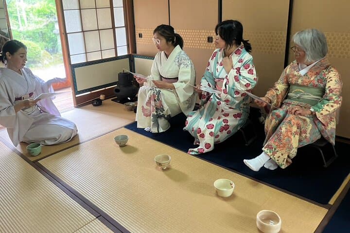 The Art of Mindful Living: Tea Ceremony in Kyoto — photo 16