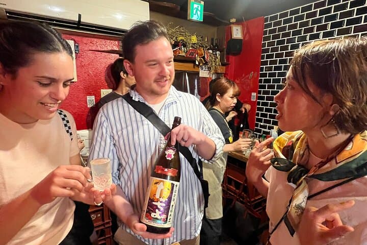 Osaka Bar Hopping | Explore Hidden Bars & Izakayas in Namba — photo 11