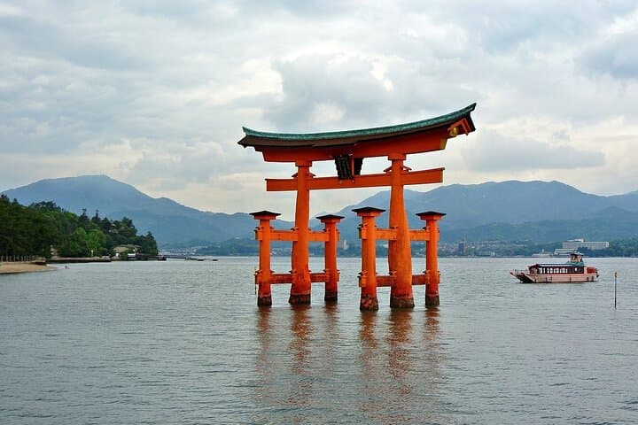 Hiroshima and Miyajima Full-Day Tour from Kyoto by Bullet Train — photo 3