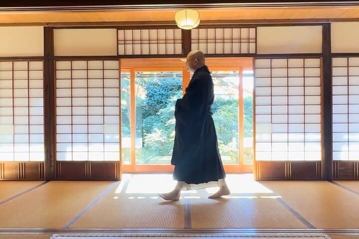 Zen Temple Yoga and Meditation in Kyoto — photo 2