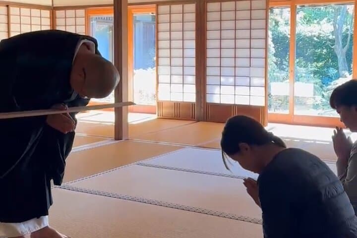 Zen Temple Yoga and Meditation in Kyoto — photo 3