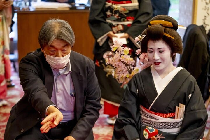 Enjoy Cultural Downtown and Traditional Cuisine from Tokyo — photo 11