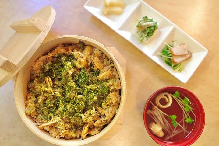 Enjoy Cultural Downtown and Traditional Cuisine from Tokyo — photo 12