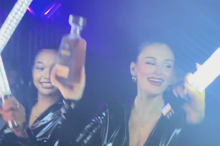Tokyo VIP Night Club Tour with VIP Dinner and Table — photo 9
