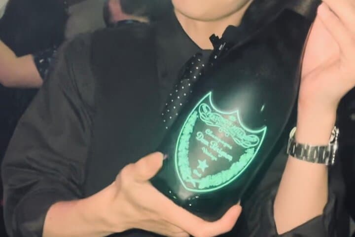 Tokyo VIP Night Club Tour with VIP Dinner and Table — photo 15